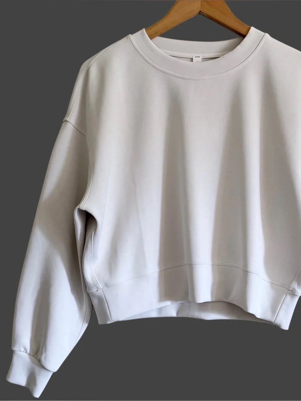 LULULEMON Softstreme Perfectly Oversized Cropped Crew Sweatshirt Sz 4 Athleisure